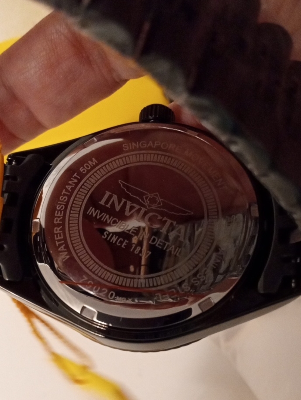 Invicta Black Watch with Teal Dial - Picture 4 of 6